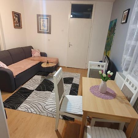 Apartman Dina Бихач Экстерьер фото